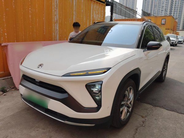 Спортивная версия Nio ES6 2020 на 600 км