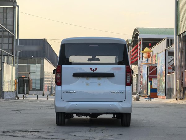 Wuling Zhiguang 2025, 100 км, за 40800 CNY - фото 6