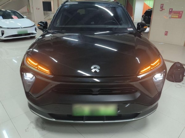 Спортивная версия Nio ES6 2020 на 600 км, 2020 года