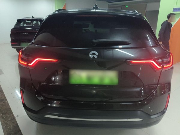 Nio ES6 2020, 30400 км, за 122299 CNY