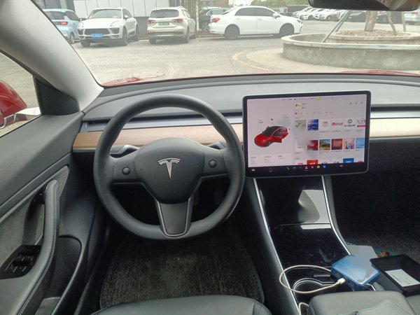 Tesla Model 3 2020, 72700 км, за 107600 CNY - фото 15