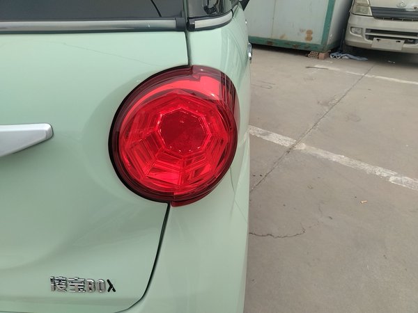 Lingbao Box 2022, 6000 км, за 21500 CNY - фото 8