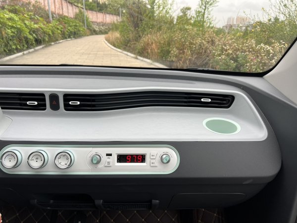 Wuling Hongguang MINIEV 2022, 450000 км, за 22700 CNY - фото 15