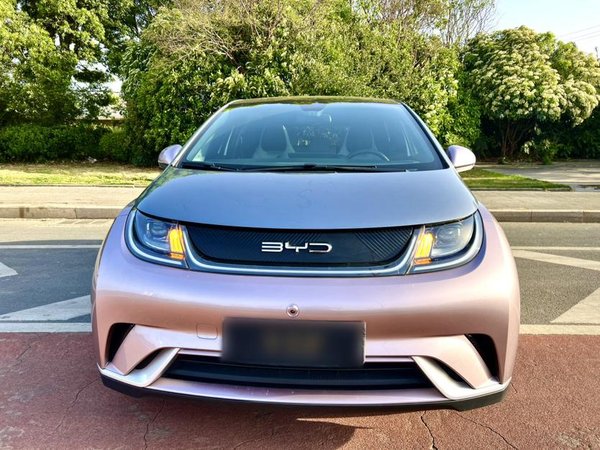 BYD Dolphin 2021, 59800 км, за 54000 CNY