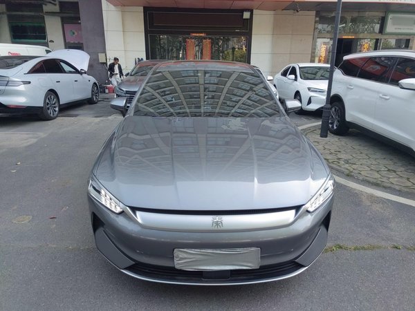 BYD Qin PLUS 2021 EV 500 км класса люкс, 2021 года