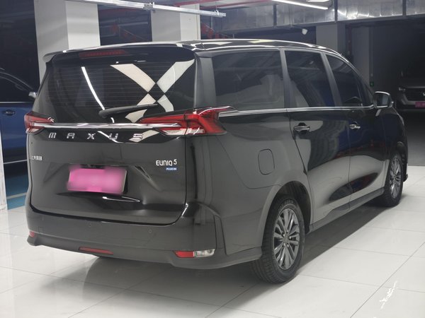 SAIC Maxus EUNIQ 5, 11700 км, за 80300 CNY - фото 7