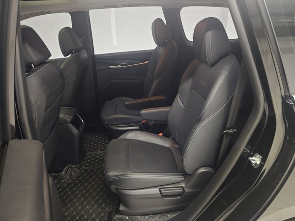 SAIC Maxus EUNIQ 5, 11700 км, за 80300 CNY - фото 16