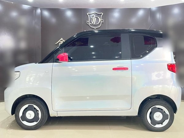 Wuling Hongguang MINIEV 2022, 34900 км, за 20100 CNY