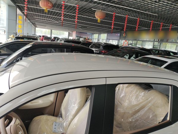 Wuling Hongguang MINIEV, 100 км, за 33900 CNY - фото 12