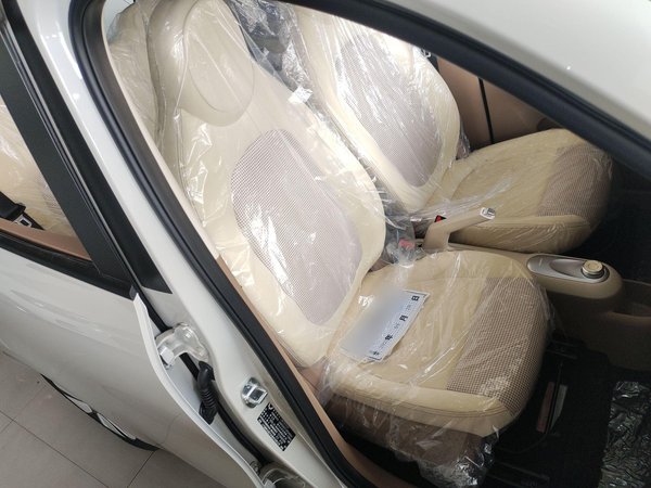 Wuling Hongguang MINIEV, 100 км, за 33900 CNY - фото 24