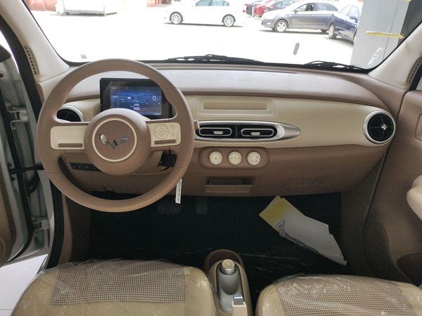 Wuling Hongguang MINIEV, 100 км, за 33900 CNY - фото 14