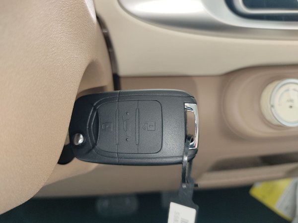 Wuling Hongguang MINIEV, 100 км, за 33900 CNY - фото 13