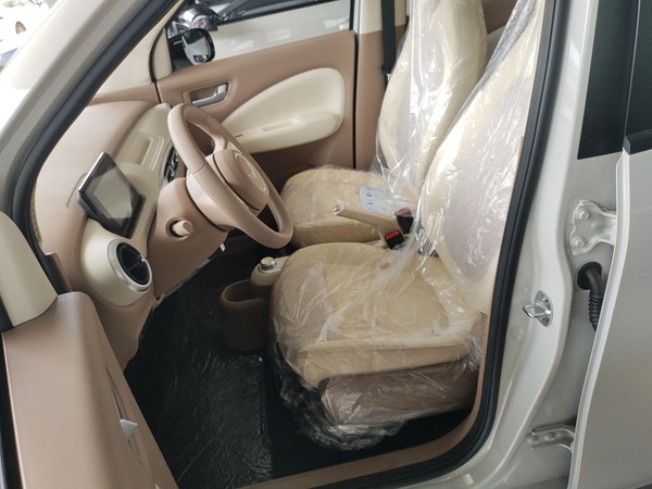 Wuling Hongguang MINIEV, 100 км, за 33900 CNY - фото 19