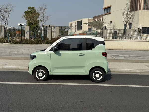 Wuling Hongguang MINIEV 2021, 24500 км, за 14800 CNY