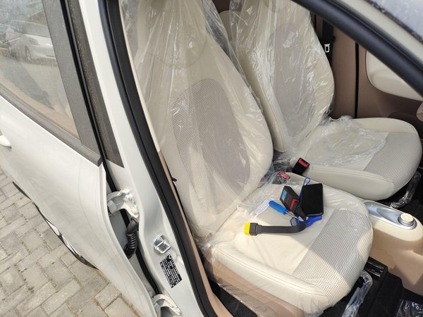 Wuling Hongguang MINIEV, 100 км, за 39900 CNY - фото 24