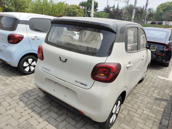 Wuling Hongguang MINIEV, 100 км, за 39900 CNY - фото 7