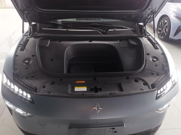 Dongfeng Yipai e2007 2024, 14000 км, за 103000 CNY - фото 26