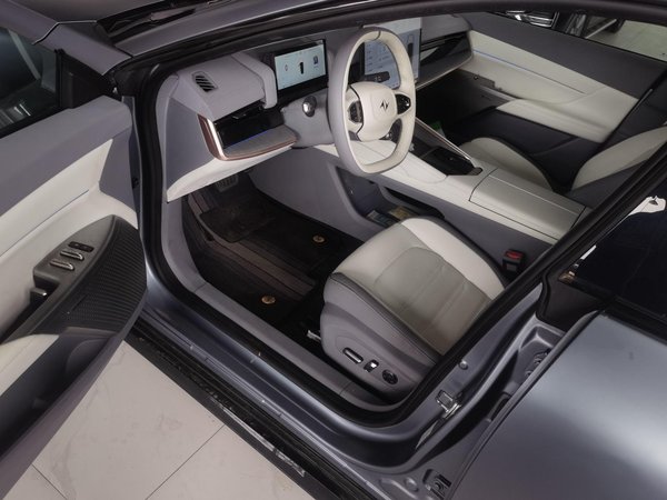 Dongfeng Yipai e2007 2024, 14000 км, за 103000 CNY - фото 13