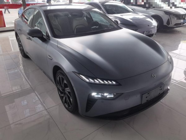 Dongfeng Yipai e2007 2024, 14000 км, за 103000 CNY