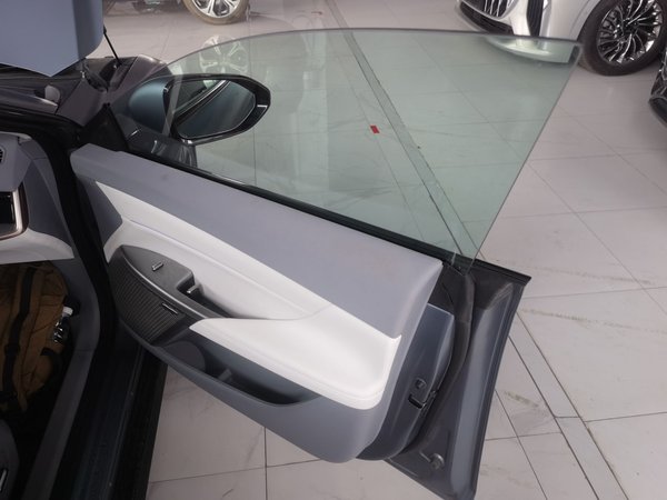 Dongfeng Yipai e2007 2024, 14000 км, за 103000 CNY - фото 15