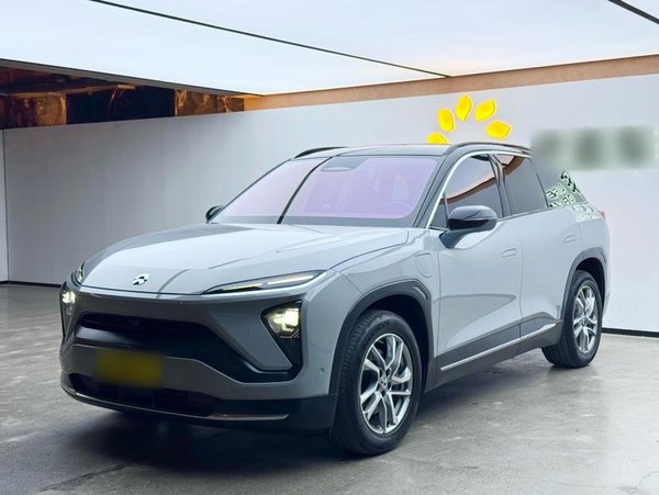 Спортивная версия Nio ES6 2020 протяженностью 420 км