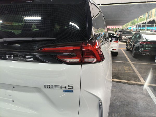 SAIC Maxus EUNIQ 5 2023, 620000 км, за 96500 CNY - фото 8