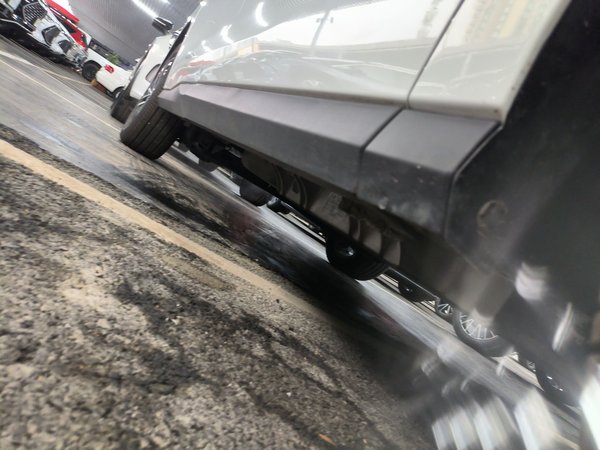 SAIC MAXUS MAXUS 5 2024 1,3-ТОННЫЙ семиместный автомобиль С ПОДКЛЮЧАЕМЫМ МОДУЛЕМ Smart EDITION, 2023 года