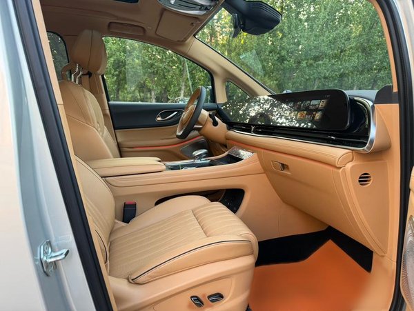 Lantu Dreamer 2022, 10900 км, за 217400 CNY - фото 12