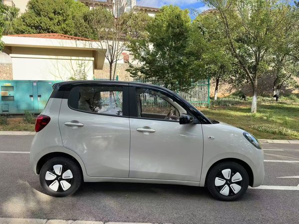 Wuling Hongguang MINIEV, 100 км, за 38800 CNY - фото 7