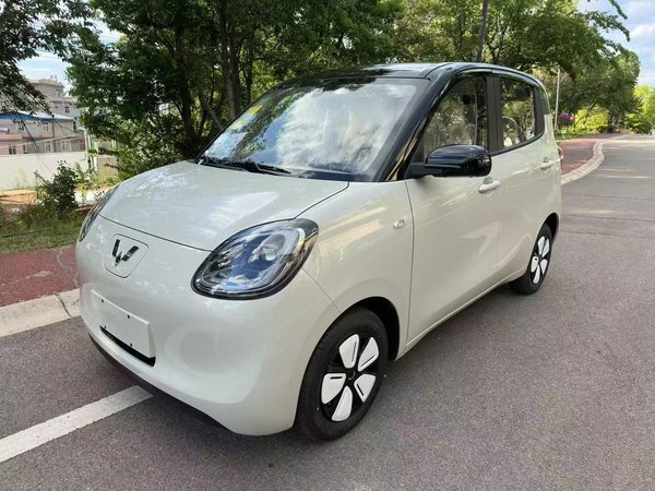 Автомобиль Wuling Hongguang MINIEV 2025 четырехдверной версии Zhenxiang+ Модель