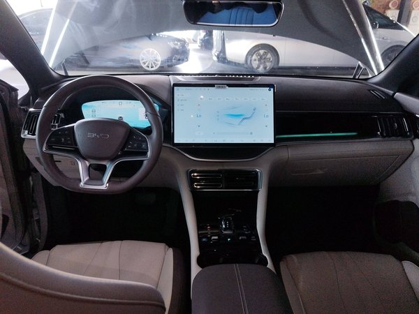 BYD Song 2024, 6000 км, за 130300 CNY - фото 14