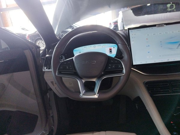 BYD Song 2024, 6000 км, за 130300 CNY - фото 15