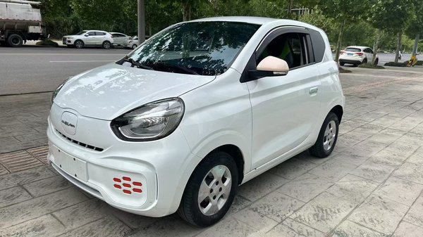 Roewe Clewe CLEVER 2021 302-километровая новая четырехместная версия super