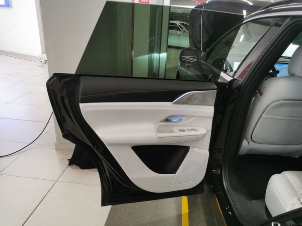 Xpeng (Xiaopeng) G9 2023, 15300 км, за 162500 CNY - фото 28