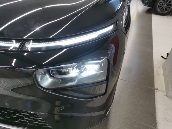 Xpeng (Xiaopeng) G9 2023, 15300 км, за 162500 CNY - фото 10