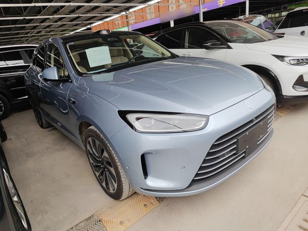 Hongmeng Zhixing Wenjie M5 2023, 27200 км, за 149900 CNY