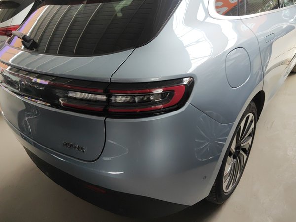 Hongmeng Zhixing Wenjie M5 2023, 27200 км, за 149900 CNY - фото 8