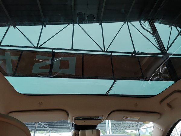 Hongmeng Zhixing Wenjie M5 2023, 27200 км, за 149900 CNY - фото 22