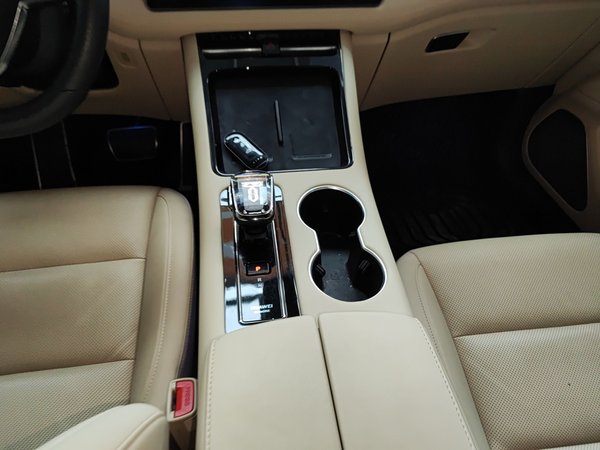 Hongmeng Zhixing Wenjie M5 2023, 27200 км, за 149900 CNY - фото 18