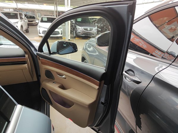 Hongmeng Zhixing Wenjie M5 2023, 27200 км, за 149900 CNY - фото 25