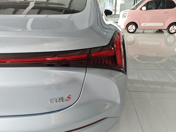 Nezha S 2022, 19100 км, за 87000 CNY - фото 8