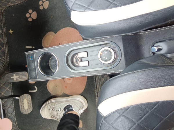 Wuling Hongguang MINIEV 2021, 22800 км, за 21700 CNY - фото 13