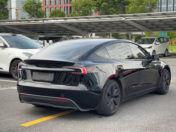 Tesla Model 3 2023, 54500 км, за 162800 CNY - фото 7