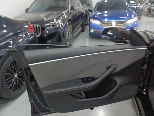 Tesla Model 3 2023, 54500 км, за 162800 CNY - фото 27