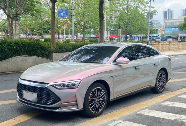 Полноприводная версия BYD Han 2020 DM performance премиум-класса