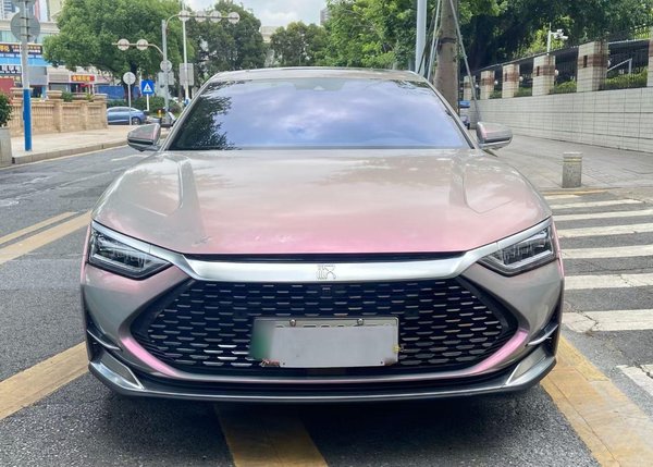 Полноприводная версия BYD Han 2020 DM performance премиум-класса, 2020 года