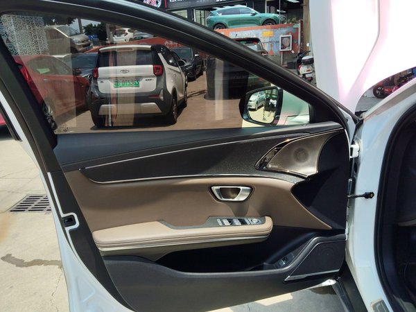 BYD Han 2020, 52100 км, за 90000 CNY - фото 27