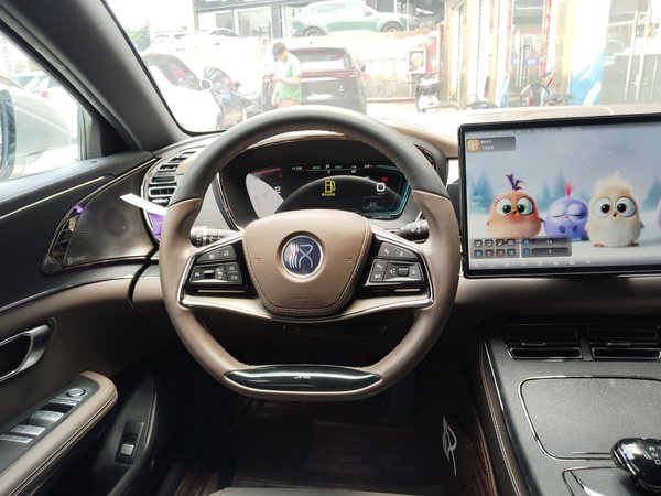 BYD Han 2020, 52100 км, за 90000 CNY - фото 15