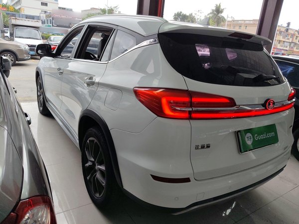 BYD Song 2018, 97600 км, за 43000 CNY