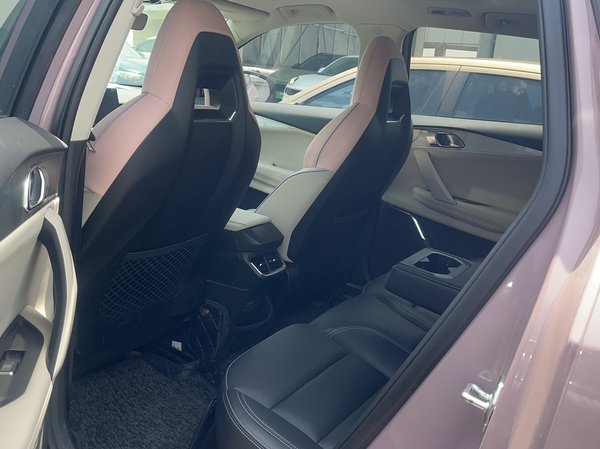 Lynk & Co 06 EP-M 2022, 41300 км, за 76000 CNY - фото 11